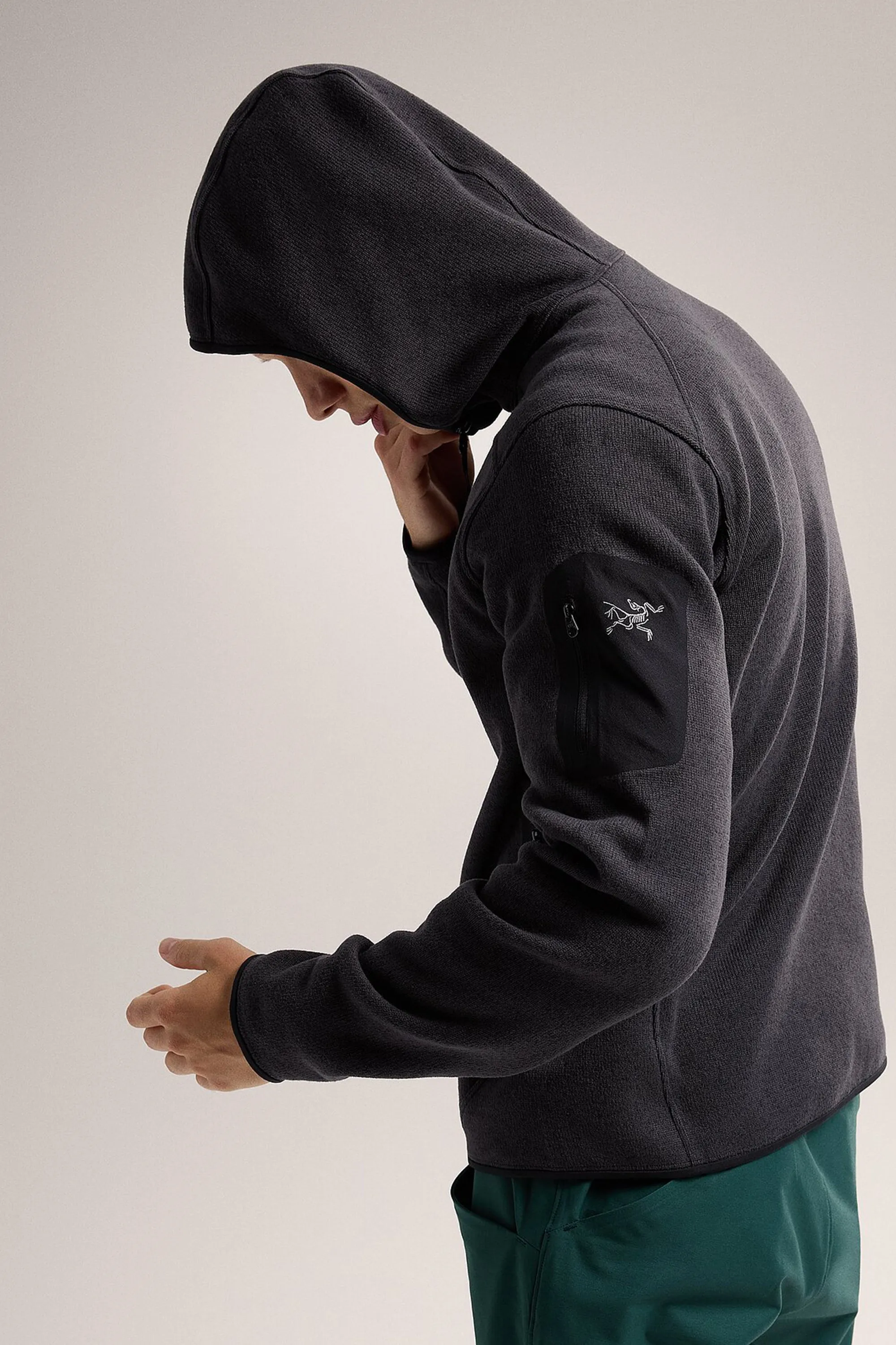 Arc'teryx Men's Covert Hoody in Black Heather II