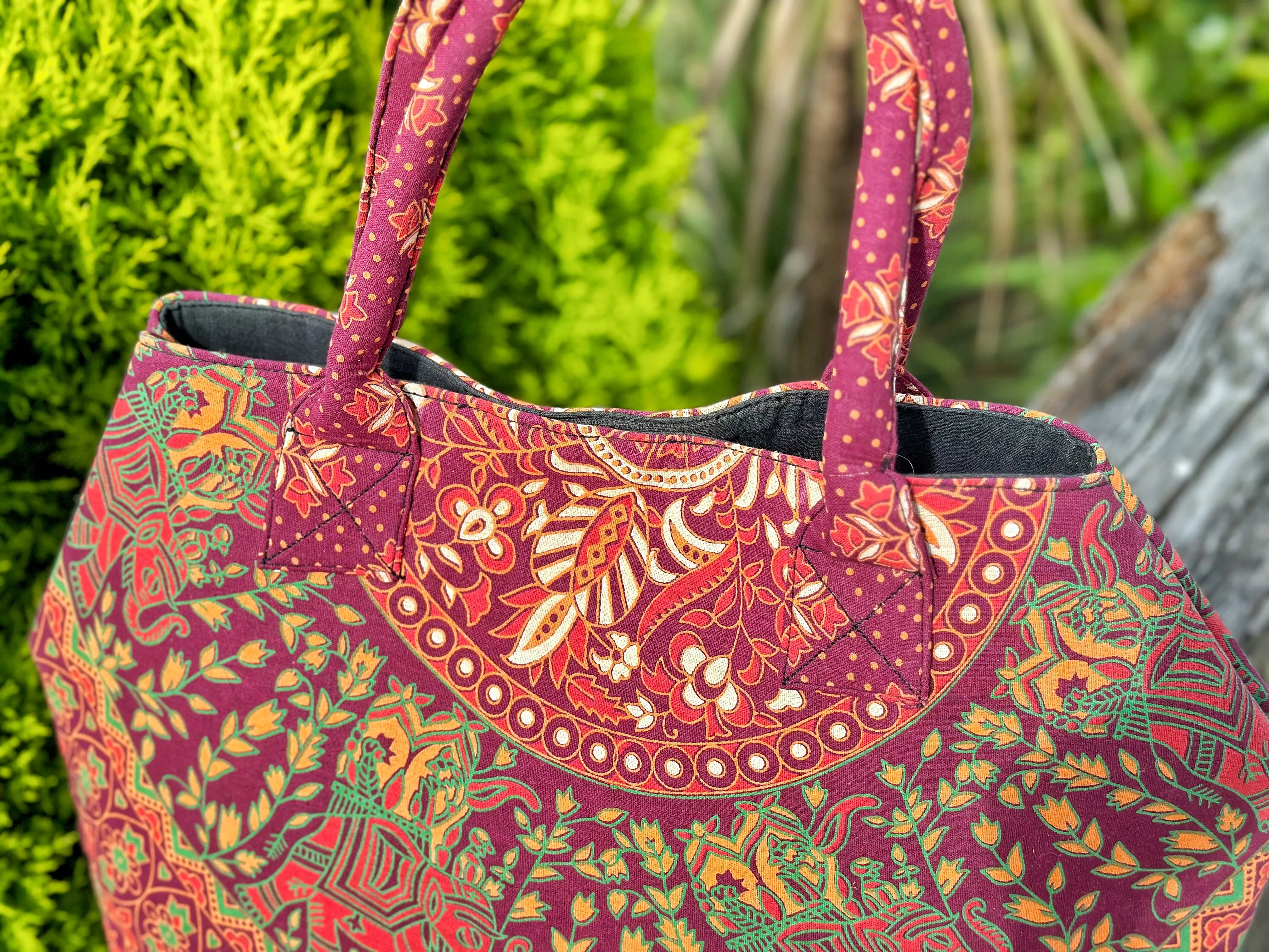 DELICIOUS LARGE MANDALA TOTE BAG (FR27)