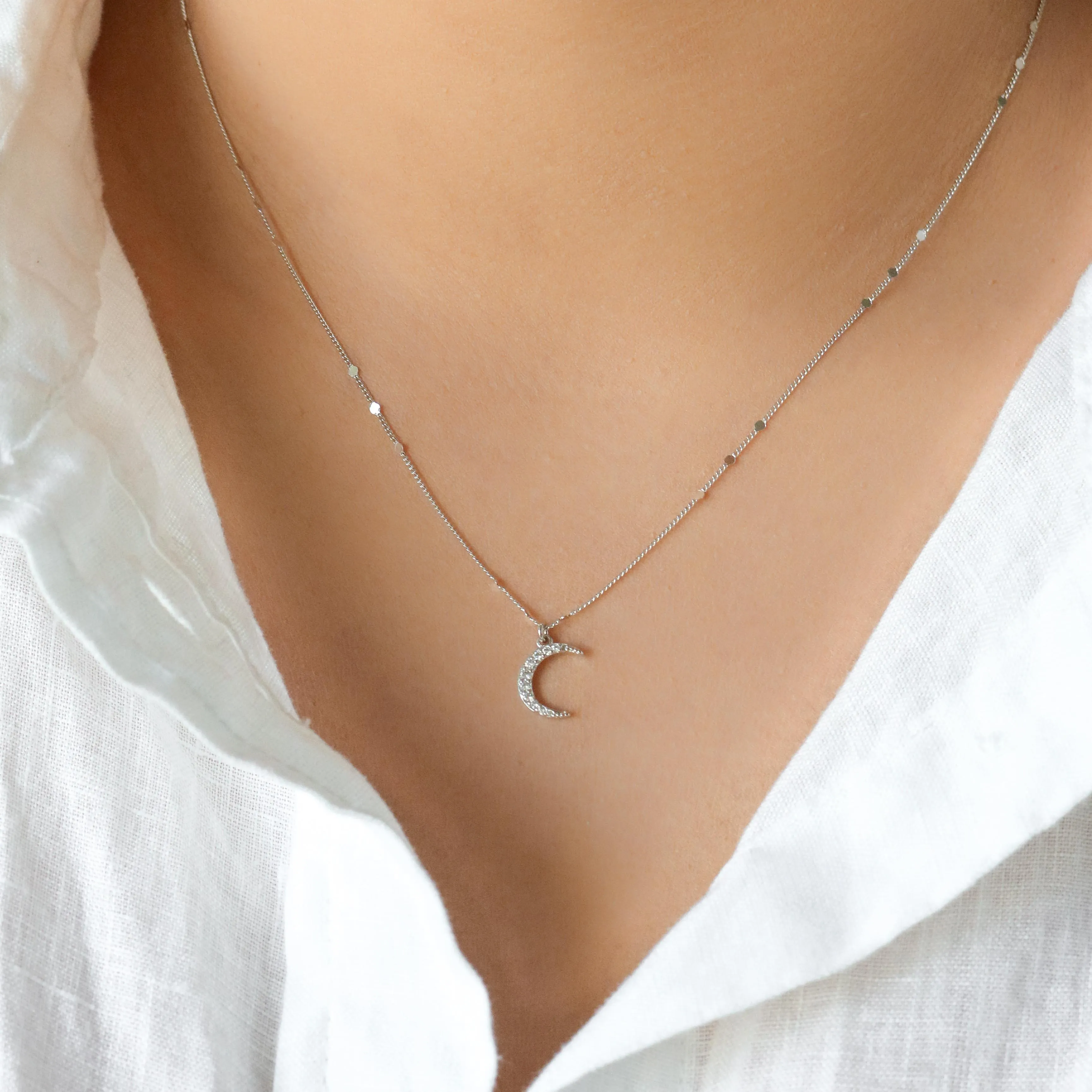 Luna Necklace