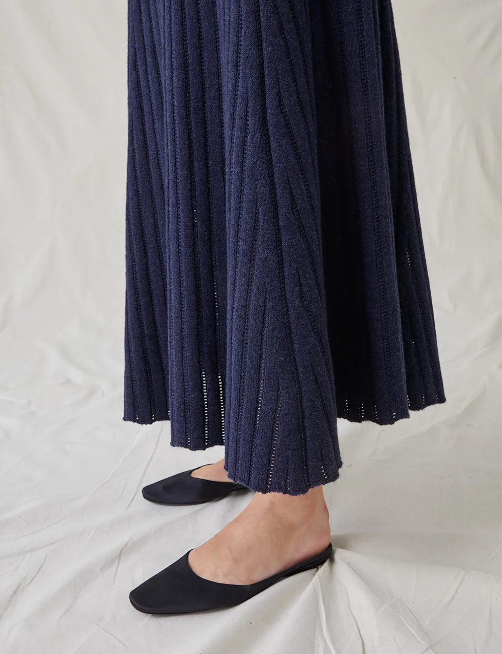 The Cashmere Knit Skirt