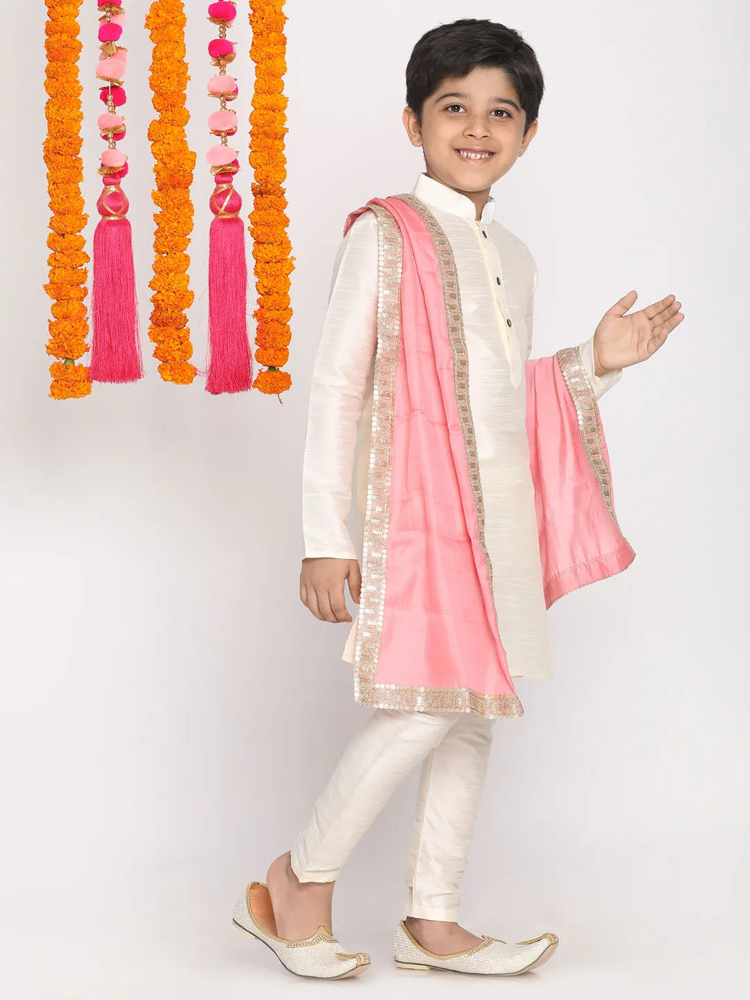 VASTRAMAY Boys Cream Silk Blend Kurta and Pyjama Set With Dupatta