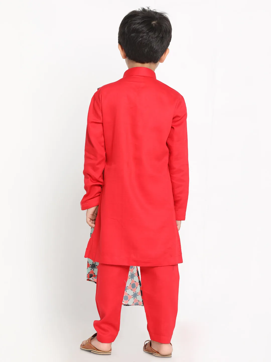 Vastramay Boy's Printed Dupatta Attached With A Belt Red Kurta And Pyjama Set