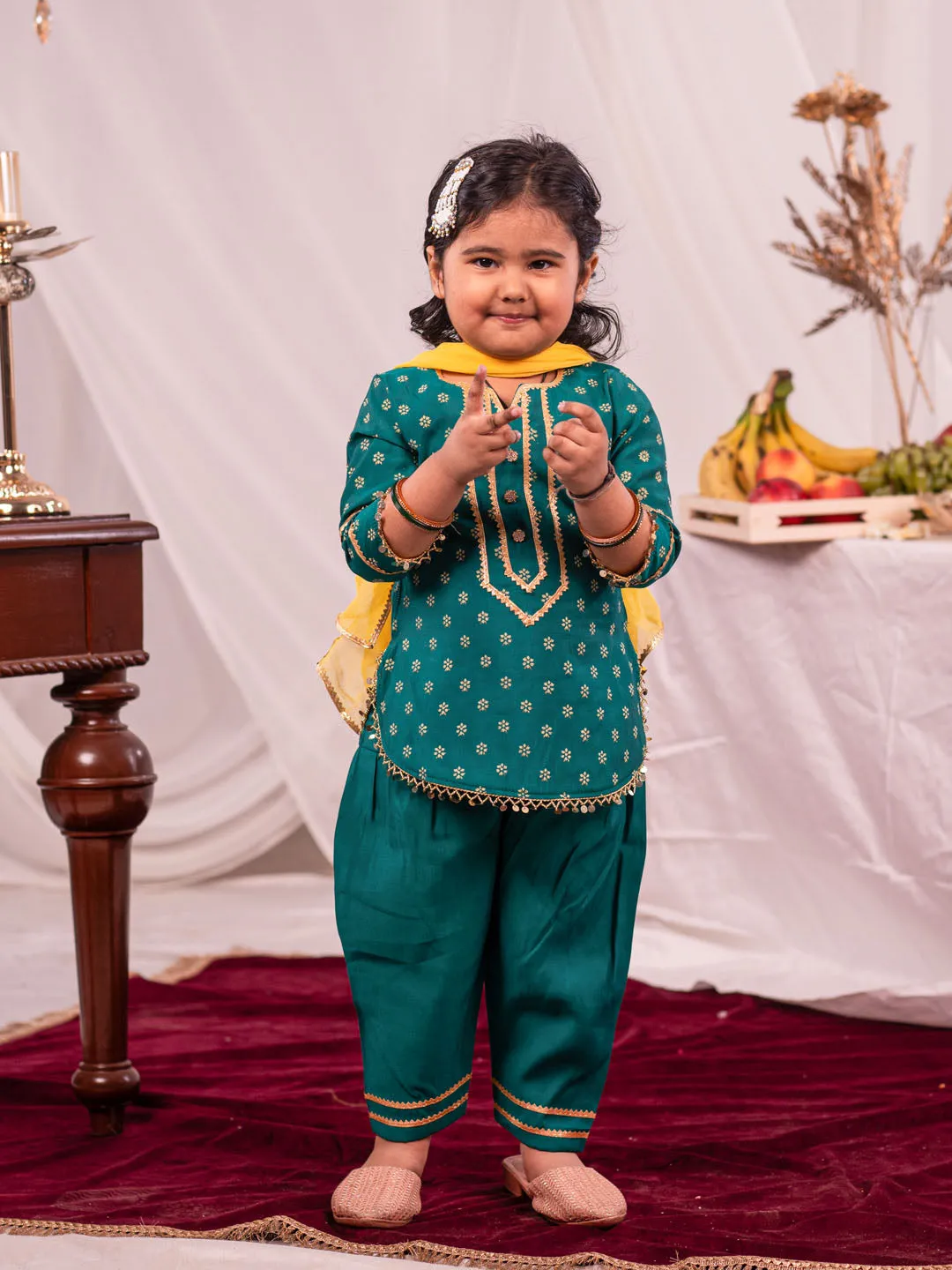 VASTRAMAY Girls Green Kurta Salwar and Dupatta Set