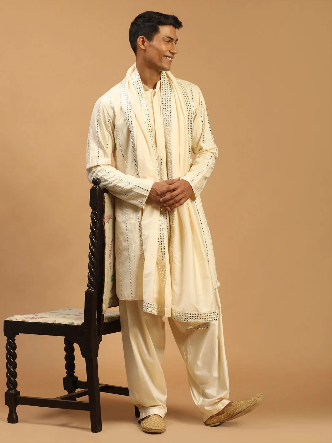 Vastramay Men's Cream Mirror Kurta Patiala And Dupatta Set