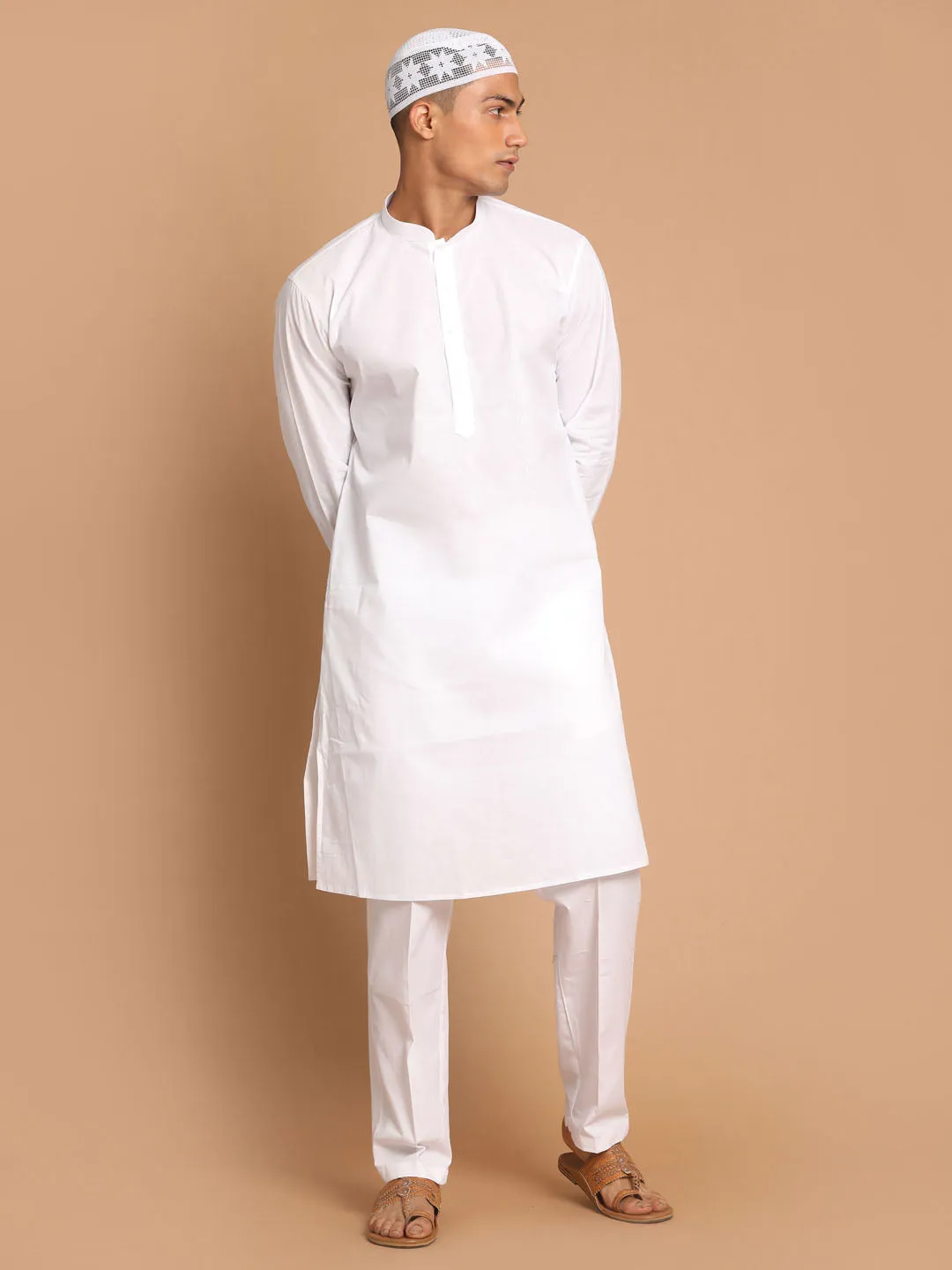 VM BY Vastramay Men's White Kurta And Pajama Set With Islamic Prayer Cap